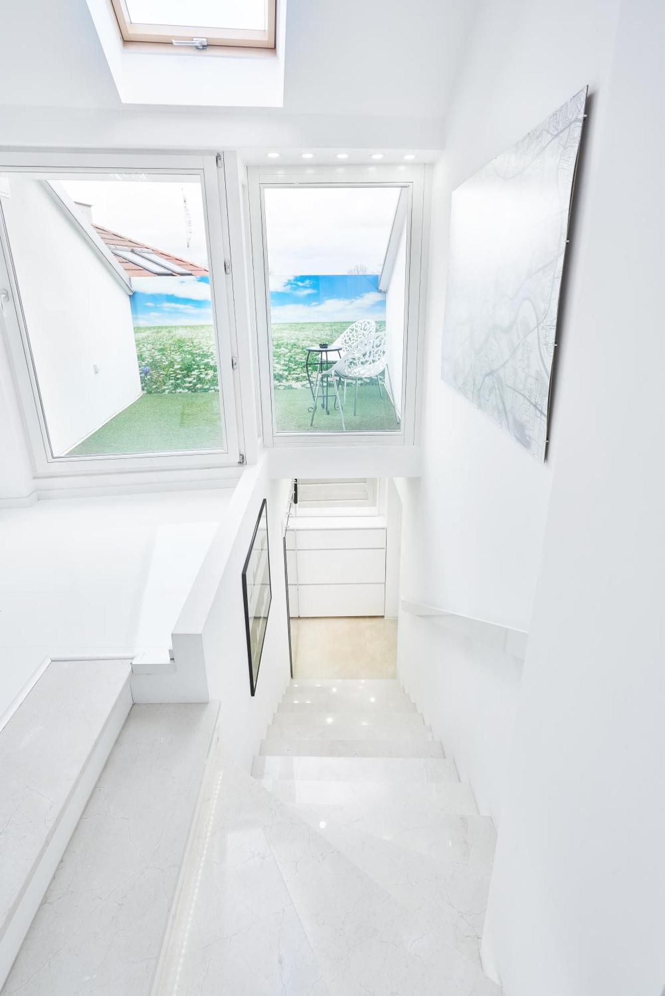 Unique Design Loft In Middle Of Centre Of Old Town With Netflix Daire Krakow Dış mekan fotoğraf