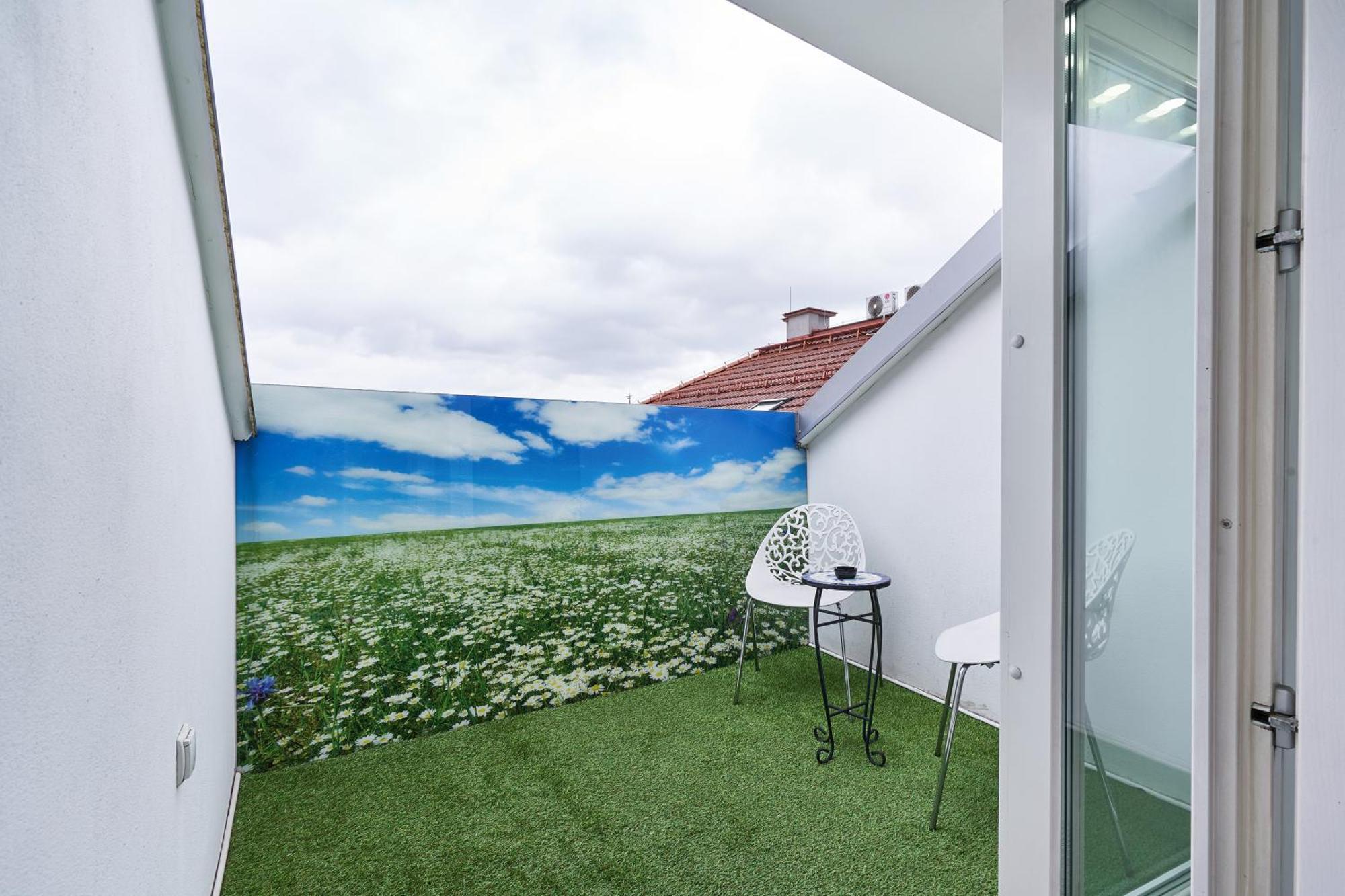 Unique Design Loft In Middle Of Centre Of Old Town With Netflix Daire Krakow Dış mekan fotoğraf
